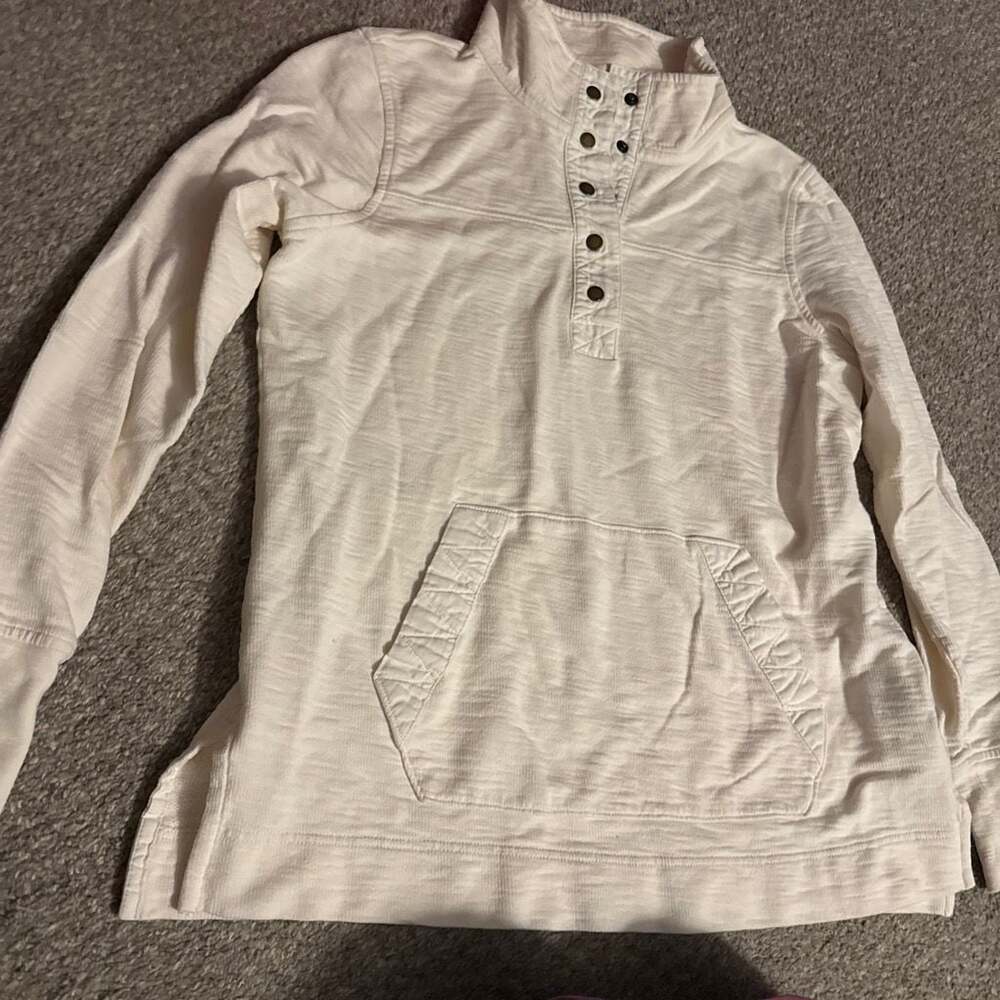 L.L. Bean Women's Cream Button-Placket Pullover Sweatshirt with Front Pocket